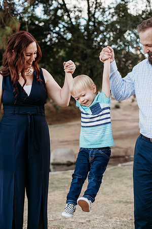 family (28 of 32)