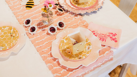 BUMBLE BEE BALL-9